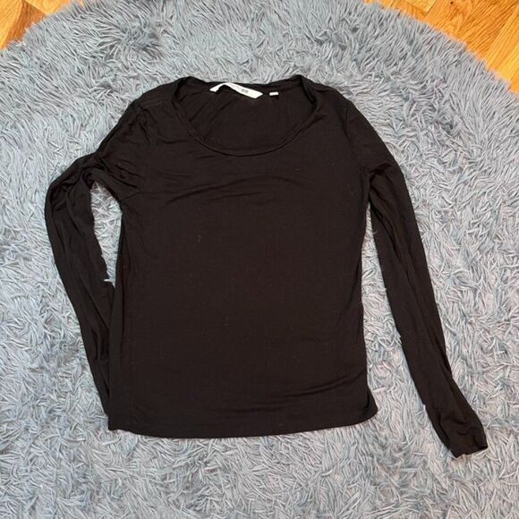 Carine Roitfeld x Uniqlo Black Long Sleeve Top Size M - Picture 1 of 5